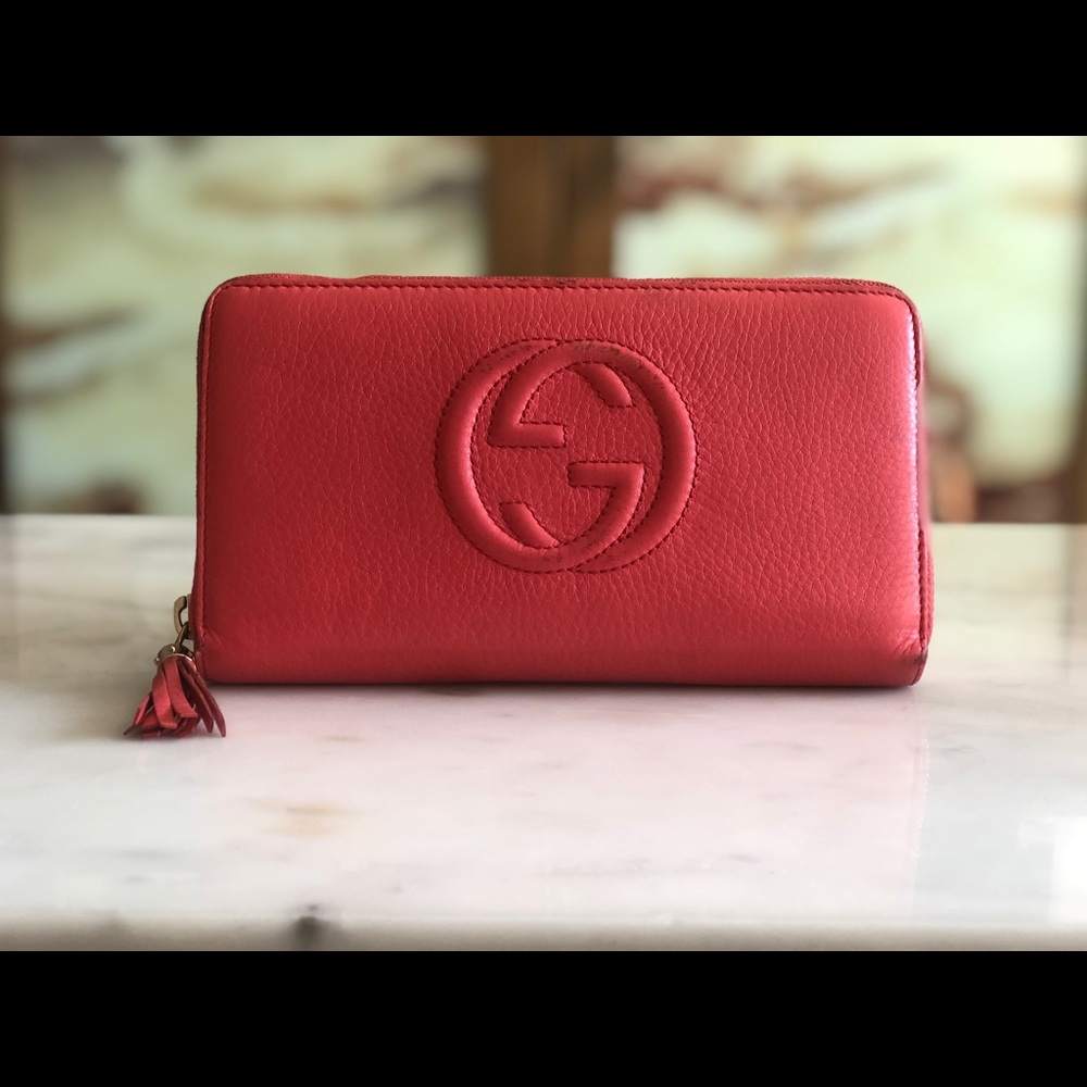 Gucci Soho Zip Around Wallet